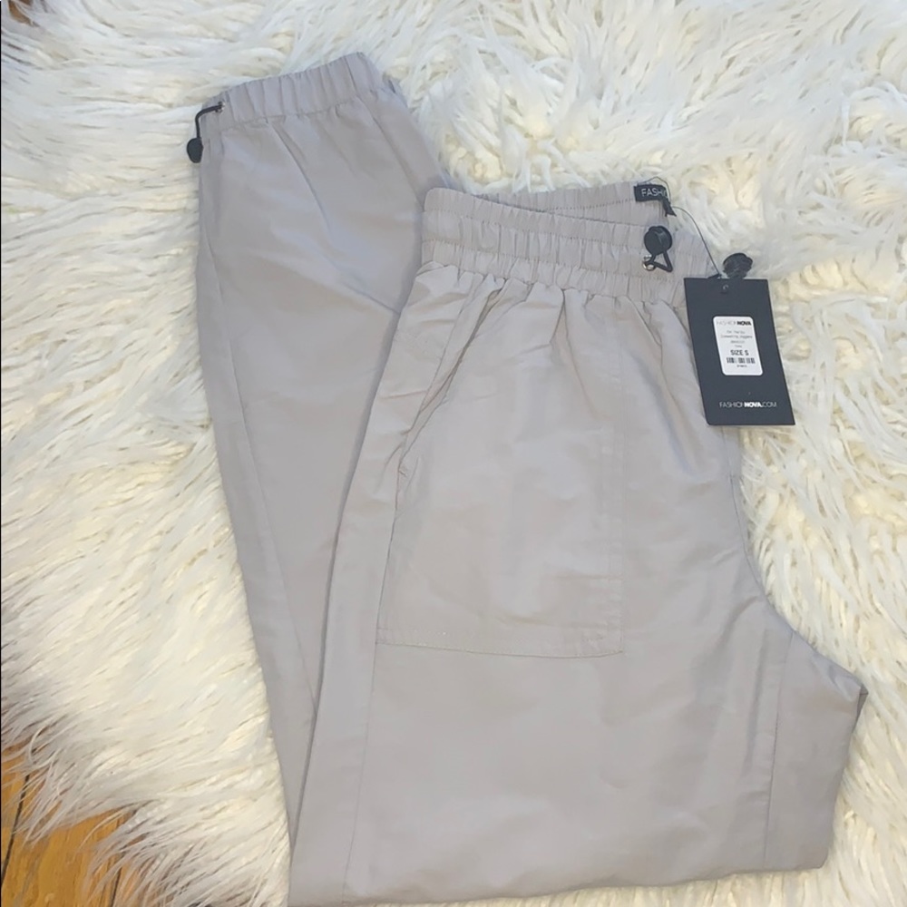 Windbreaker joggers